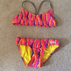 Dolfin uglies two piece swim suit size small